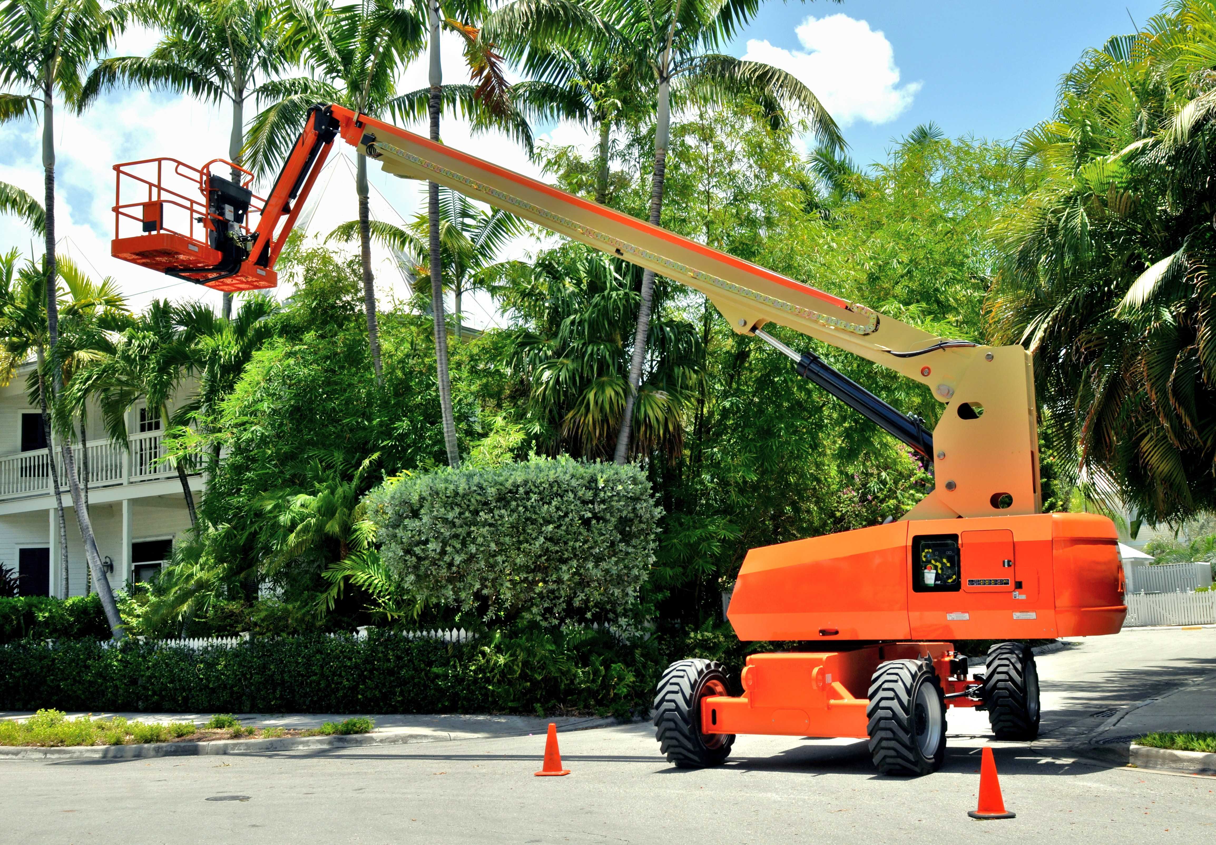 Which Aerial Lift Equipment is Appropriate for the Job? The Midcounty