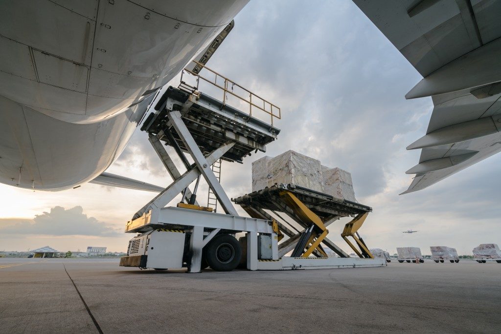 items being placed into the plane