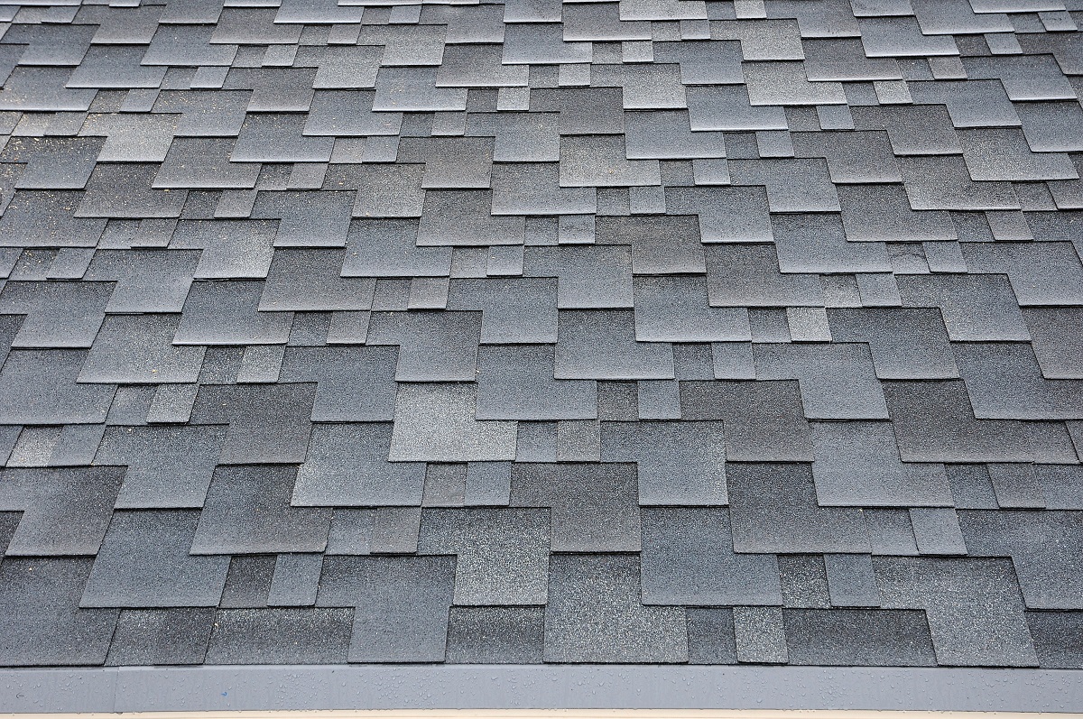 Shingles roof