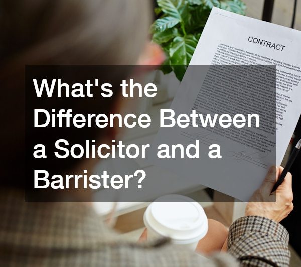 Whats the Difference Between a Solicitor and a Barrister?